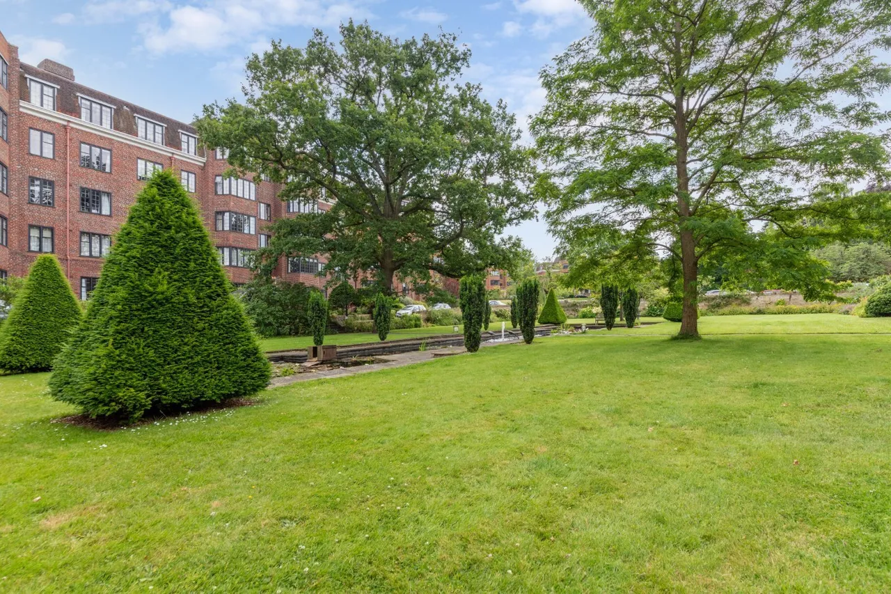 Glenalmond House, Manor Fields, SW15, photo 6