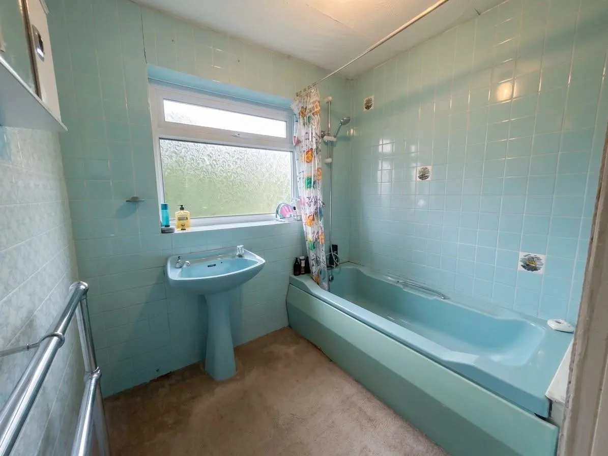Longnor Road, Heald Green, photo 20
