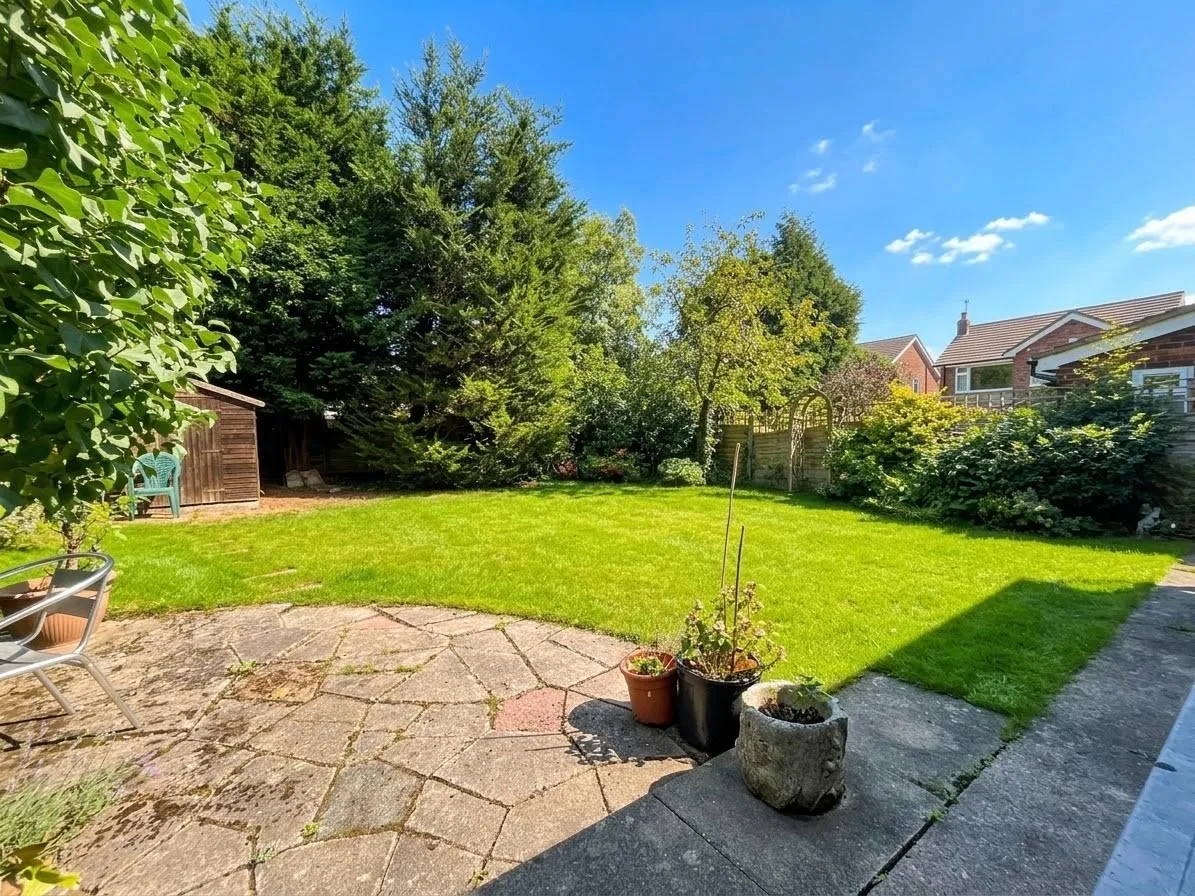Longnor Road, Heald Green, photo 12