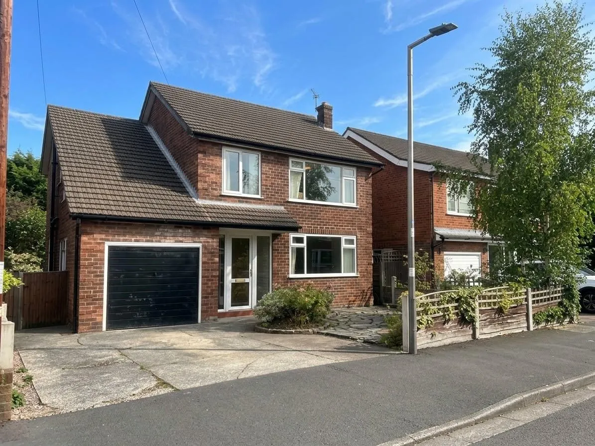 3 bed house for sale, Longnor Road, Heald Green