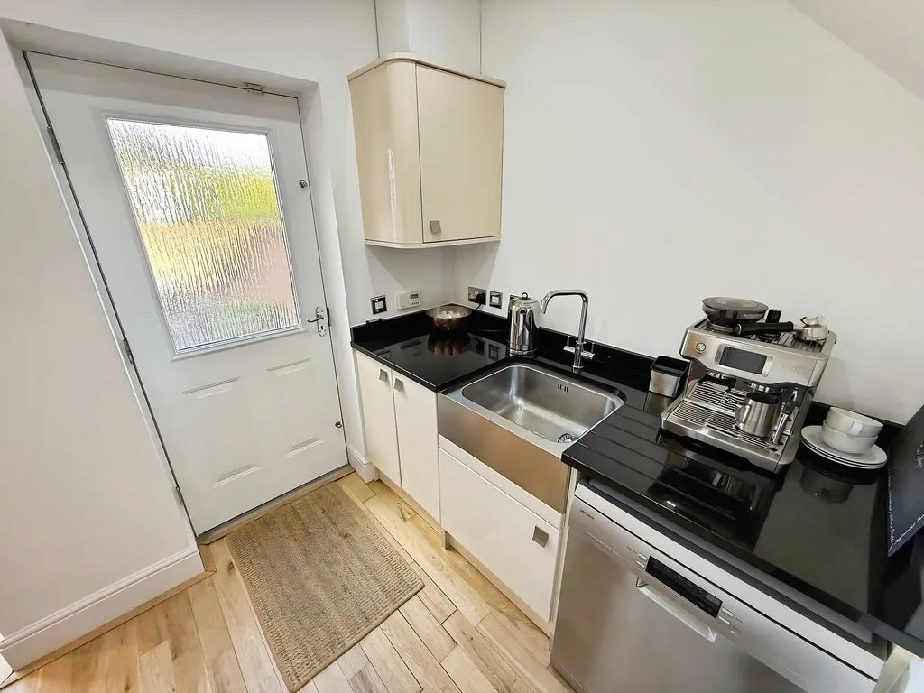 Newcastle Upon Tyne NE3 5RA, NE3, photo 6