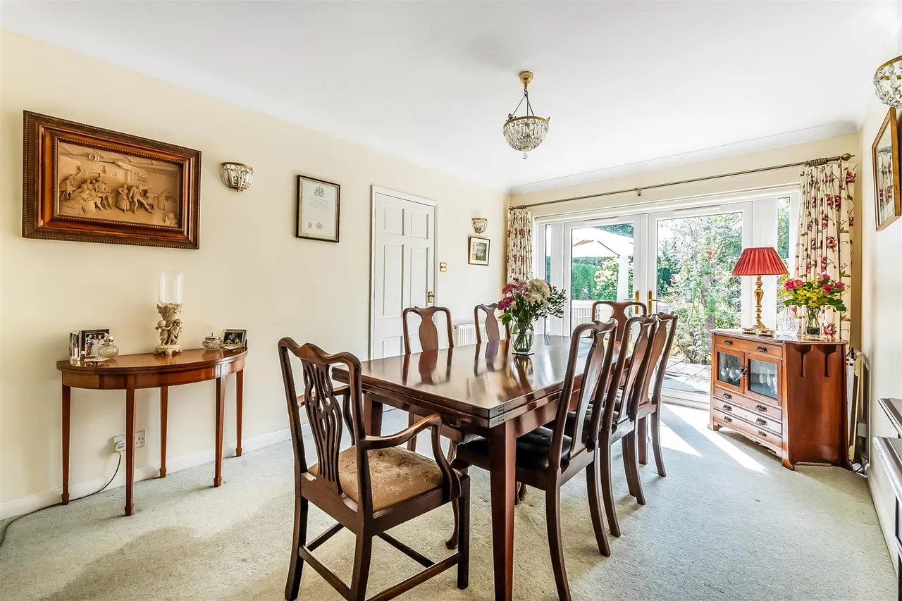 Sole Farm Road, Bookham, KT23, photo 20