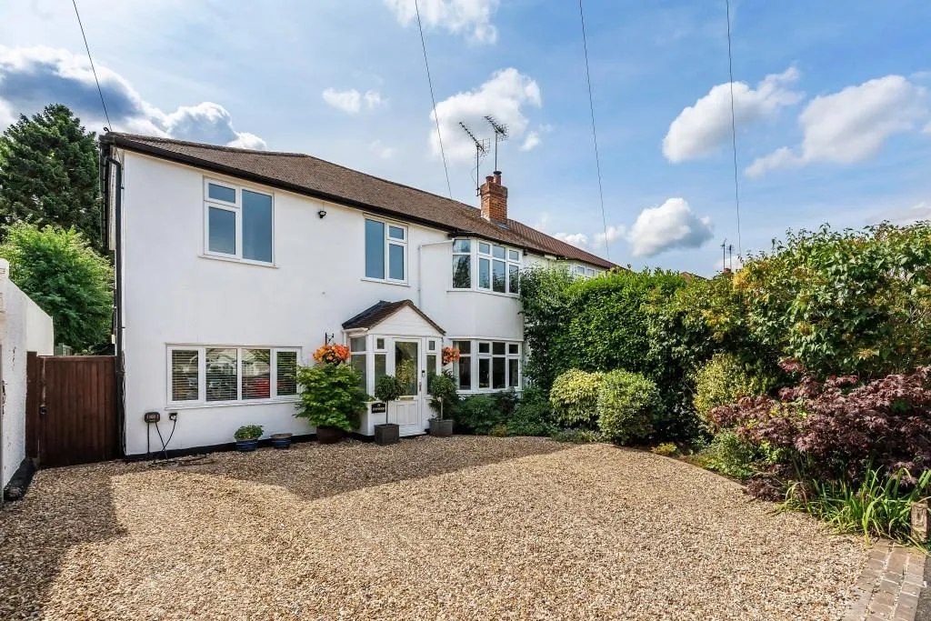 4 bed house for sale, Sole Farm Road, Bookham, KT23