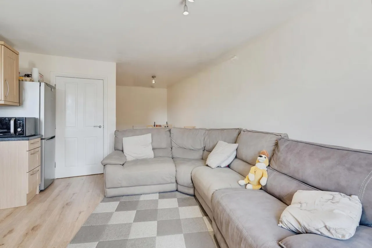 Fernbeck Close, Bolton, BL4, photo 5