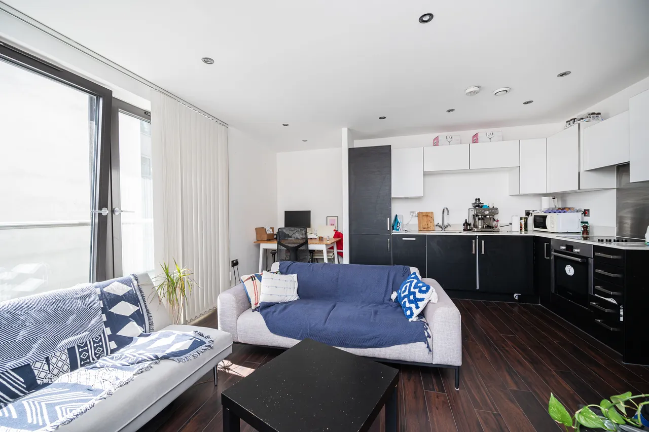 29 Newton Court, 1 Axio Way, London, photo 5