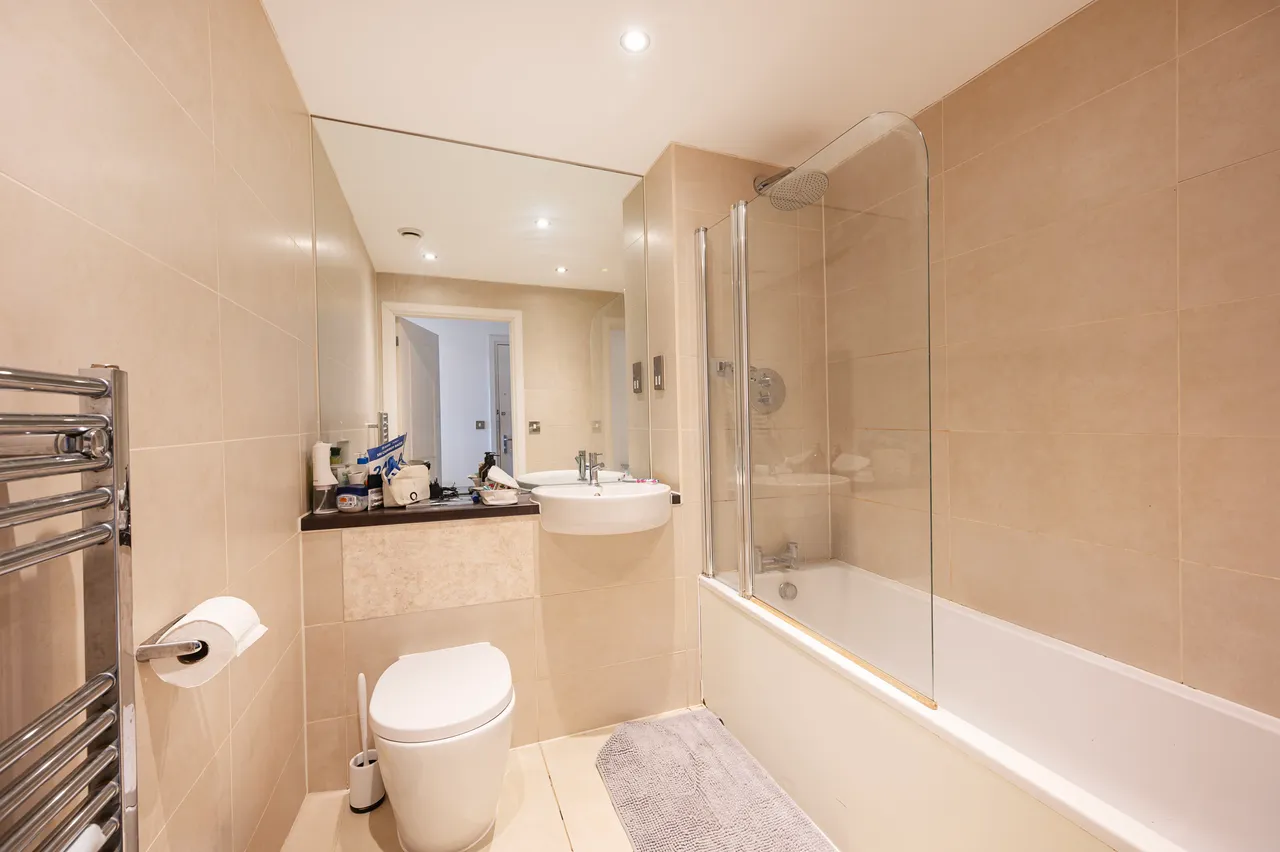 29 Newton Court, 1 Axio Way, London, photo 7