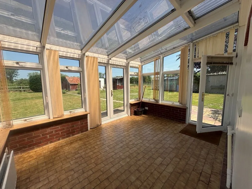 Blackland Crossroads, Blackland, SN11, photo 8