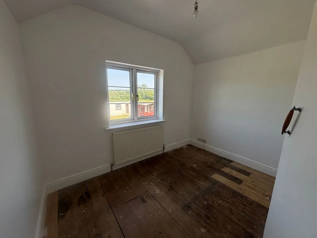 Blackland Crossroads, Blackland, SN11, photo 13