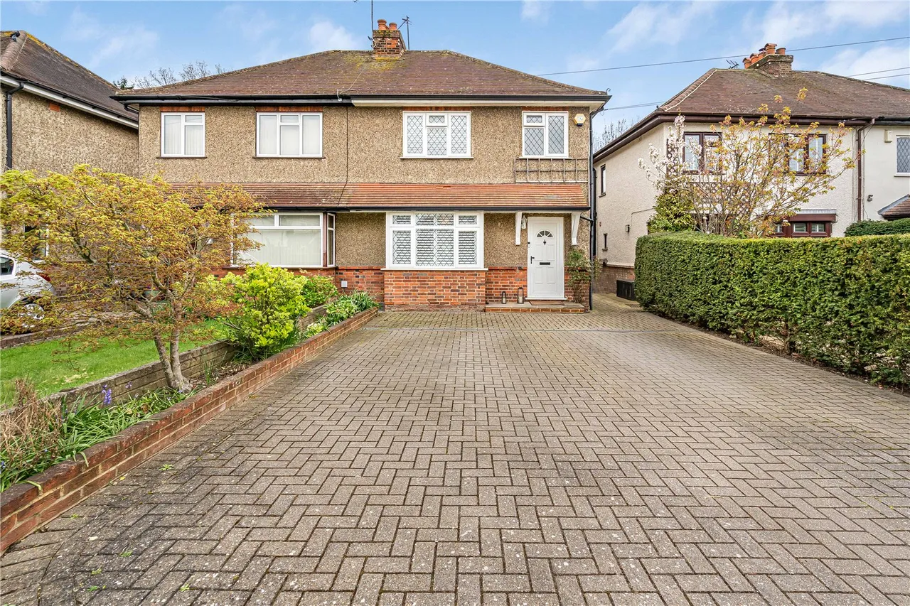 3 bed house for sale, Stroude Road, Virginia Water, GU25