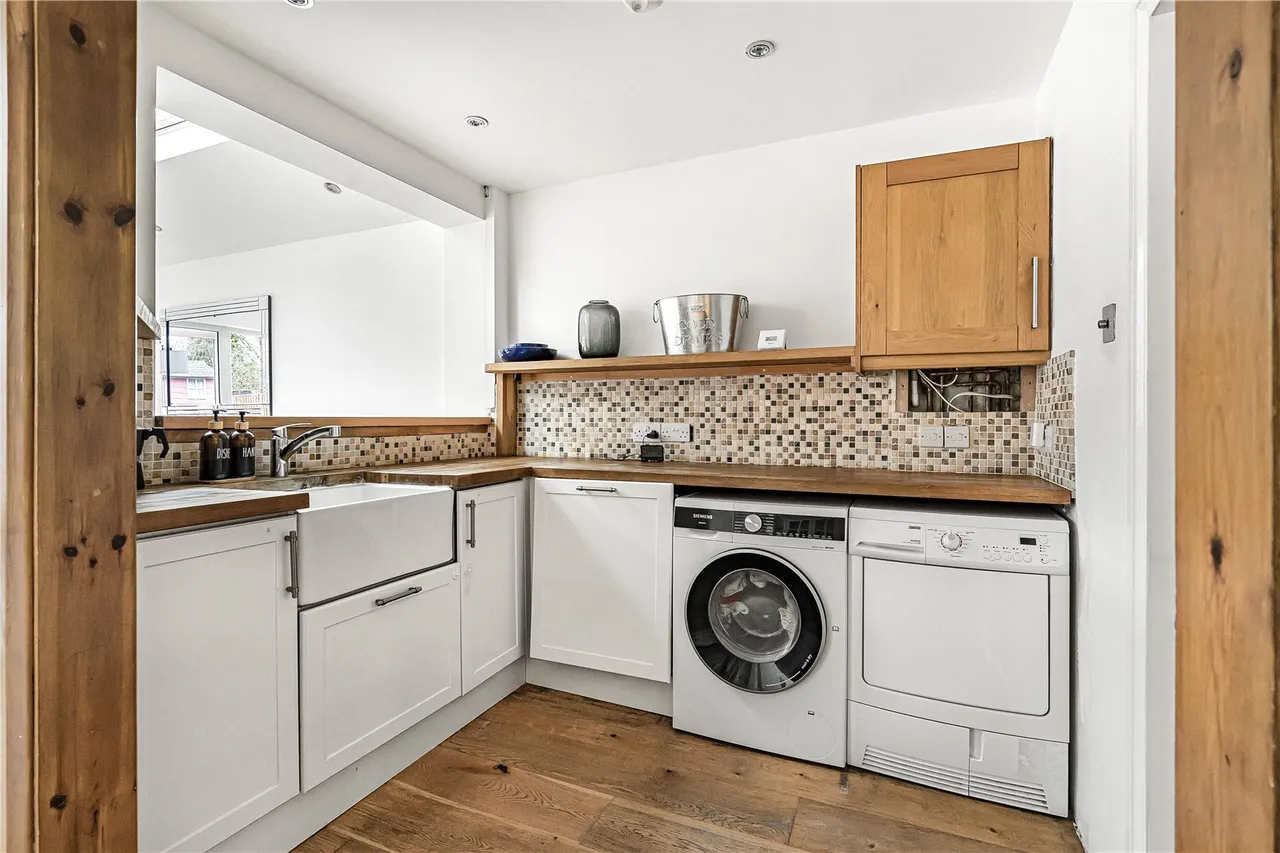 Stroude Road, Virginia Water, GU25, photo 10