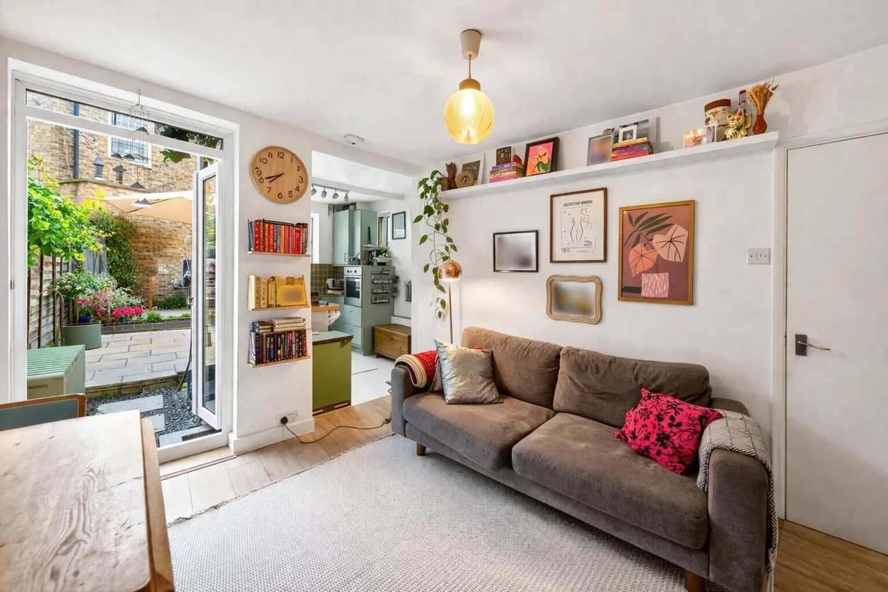1 bed flat for sale — Lyham Road, London