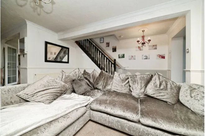 Scarrington Crescent, Hull, HU4, photo 3