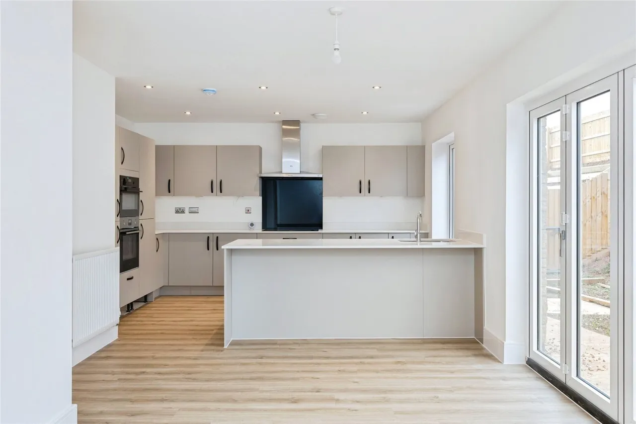 Brixham Road, Paignton, TQ4, photo 6