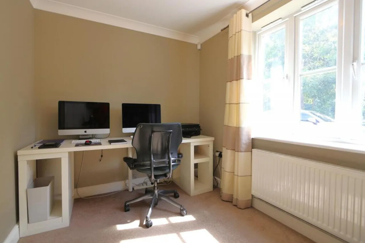 Drew Court, Ashby-De-La-Zouch, LE65, photo 11