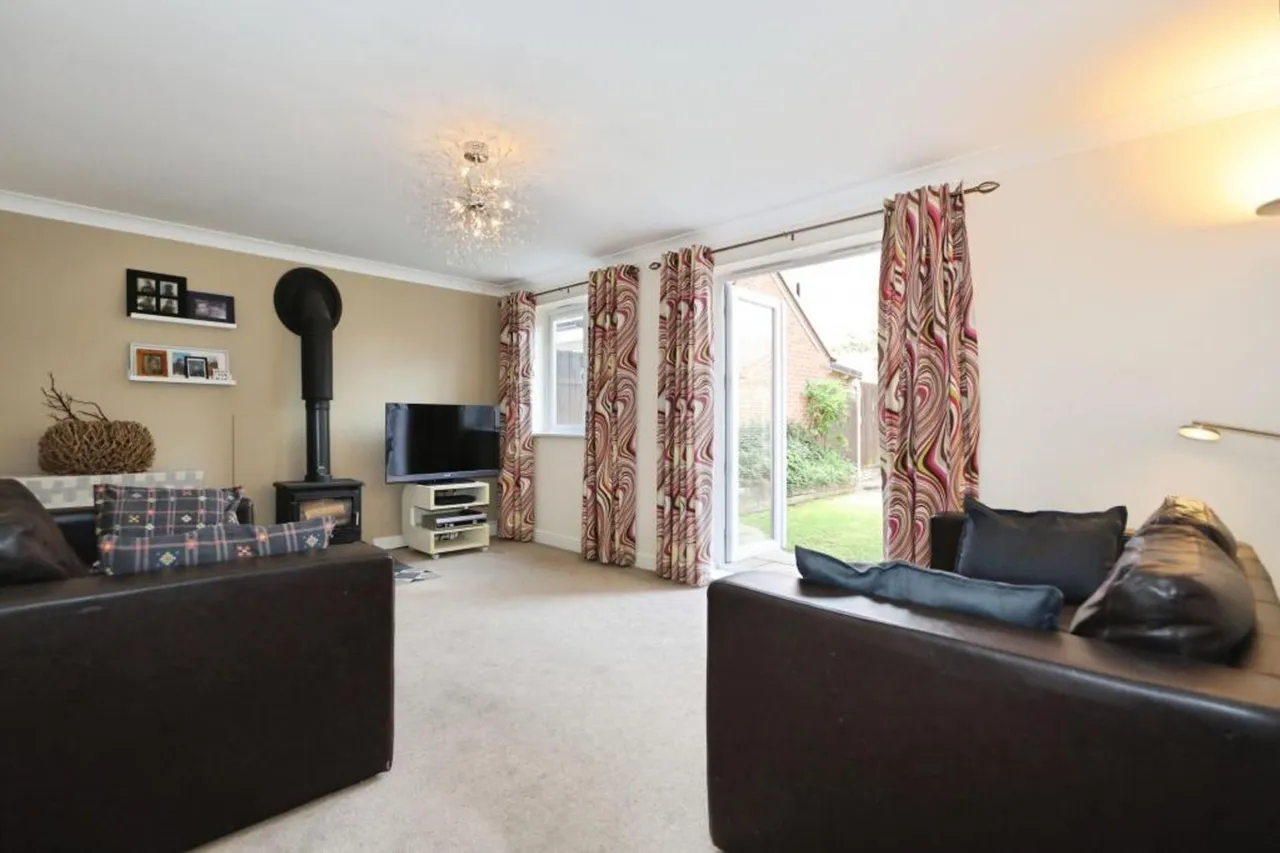 Drew Court, Ashby-De-La-Zouch, LE65, photo 2