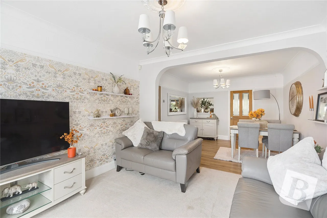 St. Marys Lane, Upminster, RM14, photo 5
