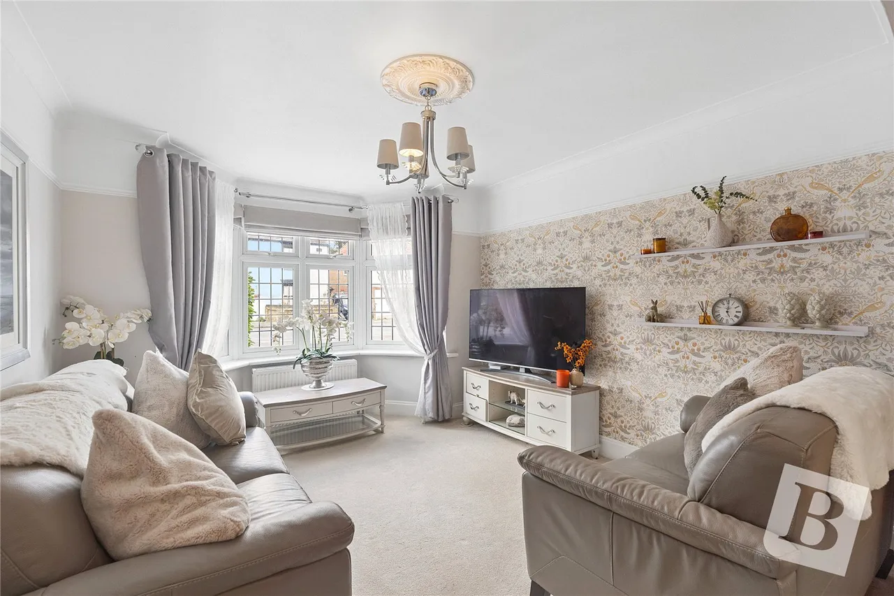 St. Marys Lane, Upminster, RM14, photo 2
