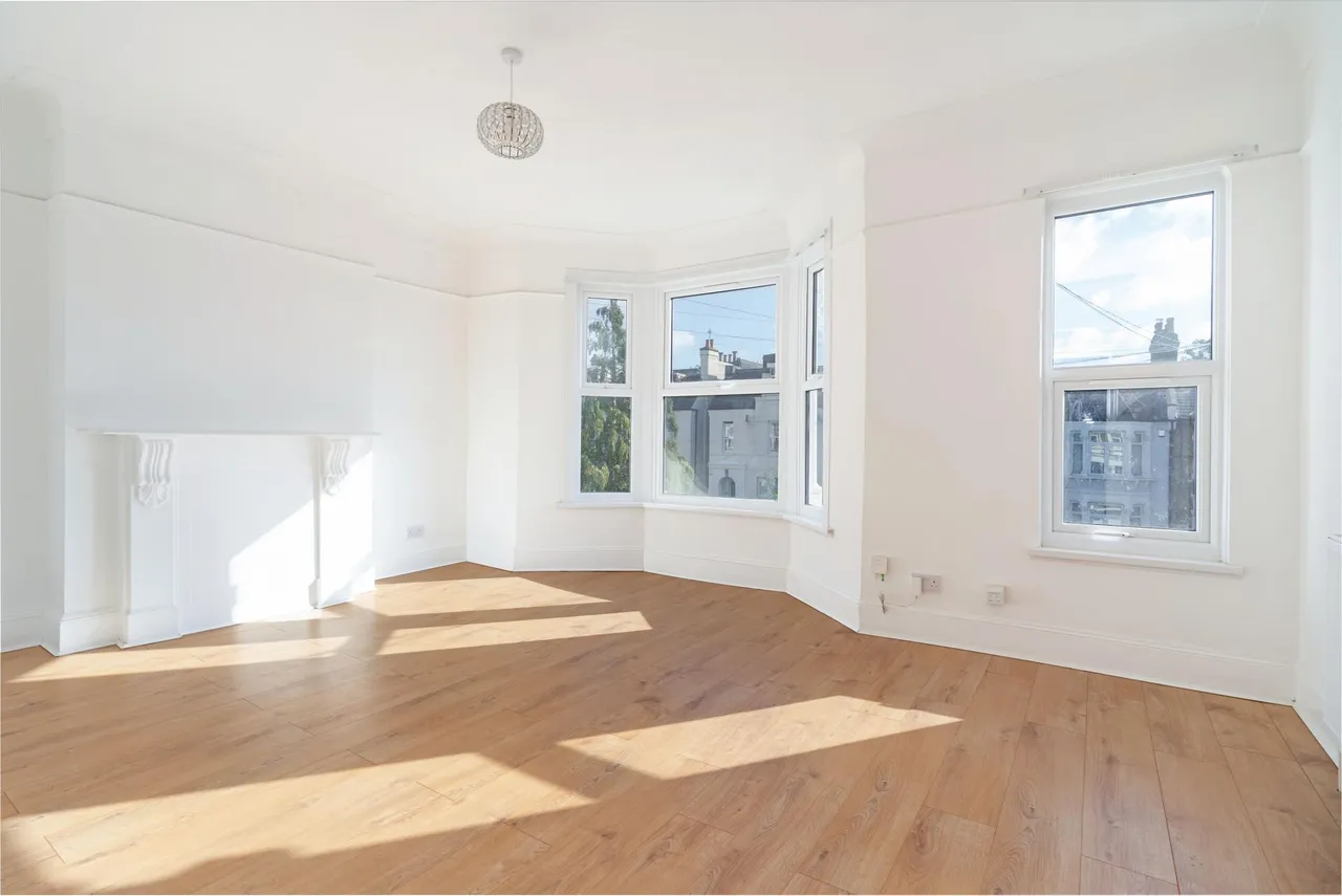 2 bed flat to rent, Hurstbourne Road, Forest Hill, SE23