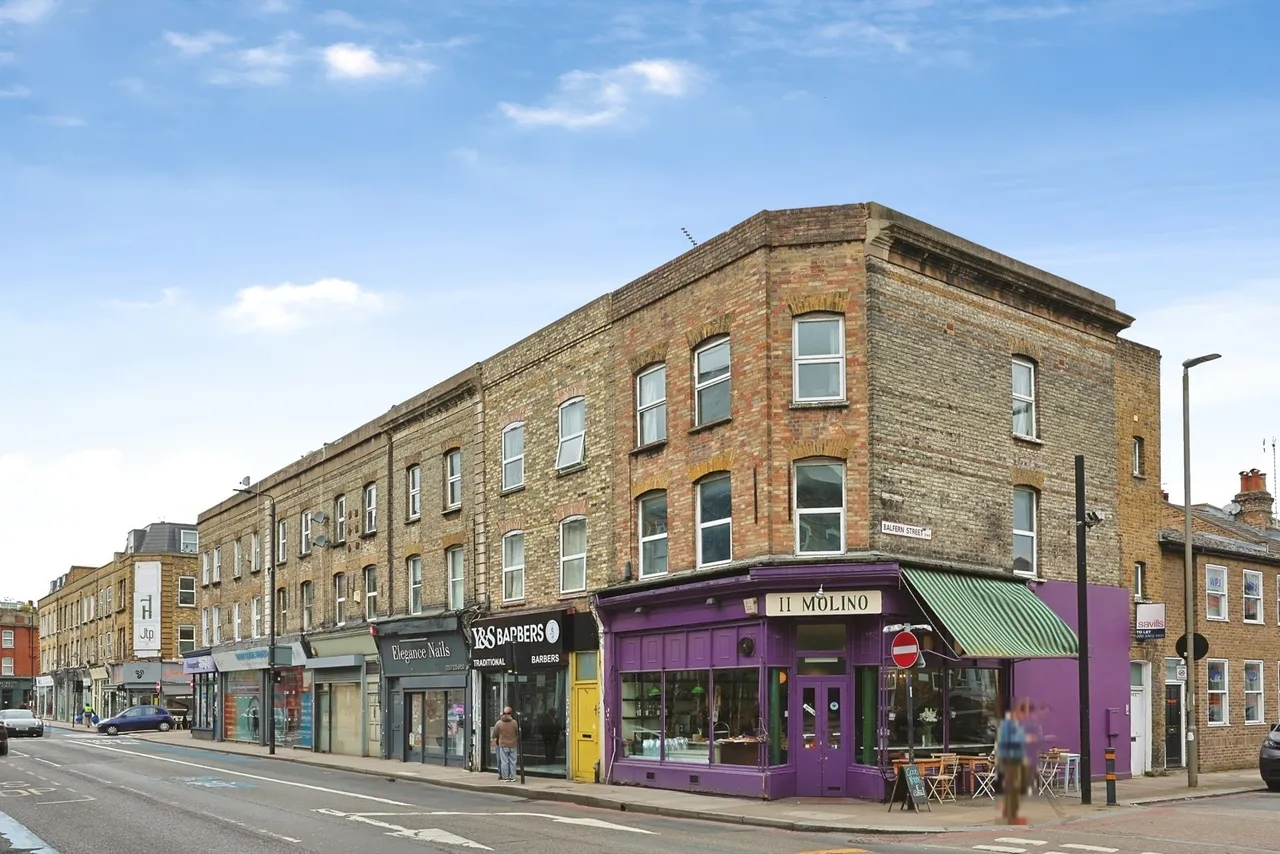 Battersea Park Road, London, SW11, photo 2
