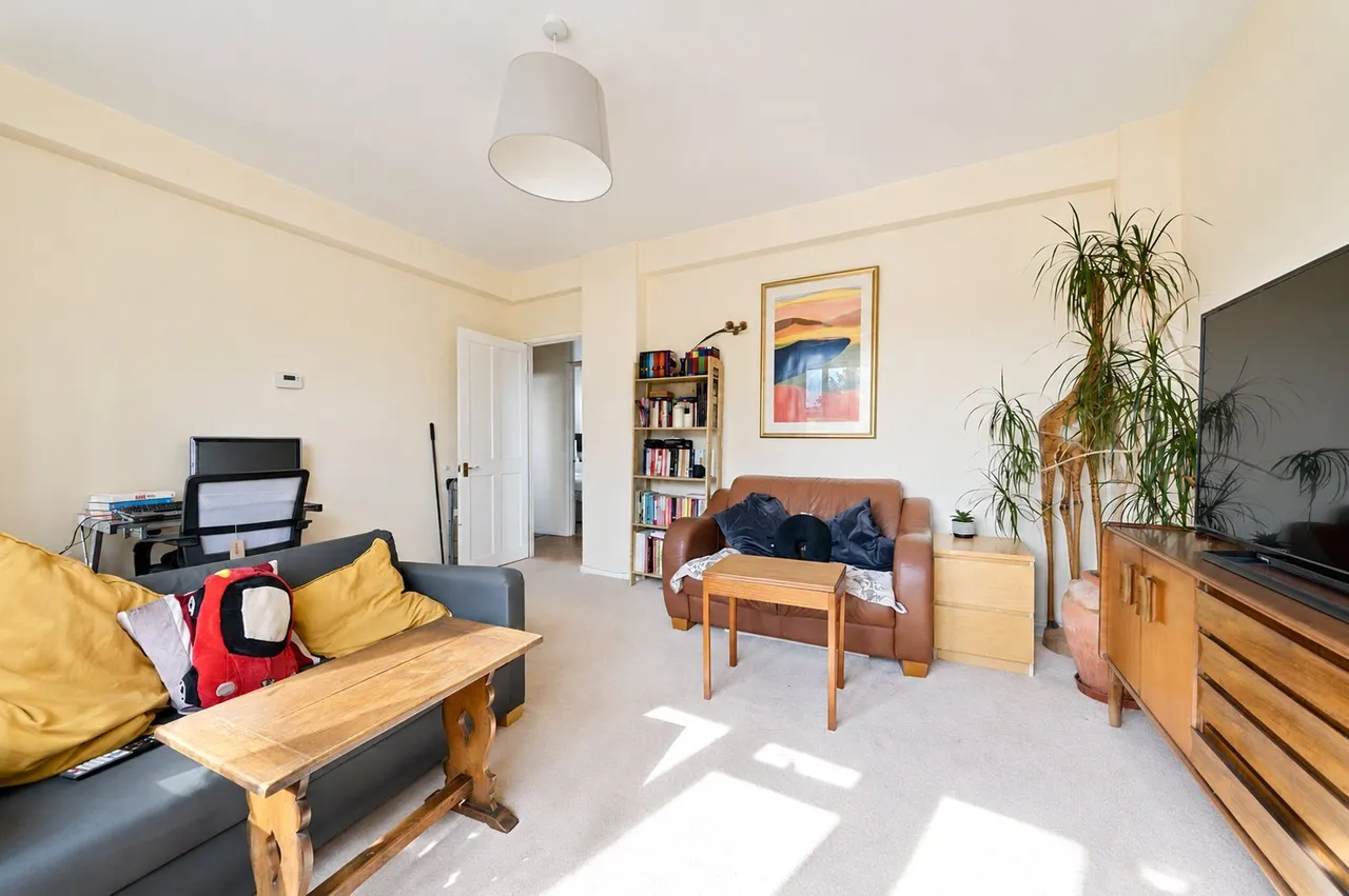 Albert Drive, London, SW19 6LR, photo 6