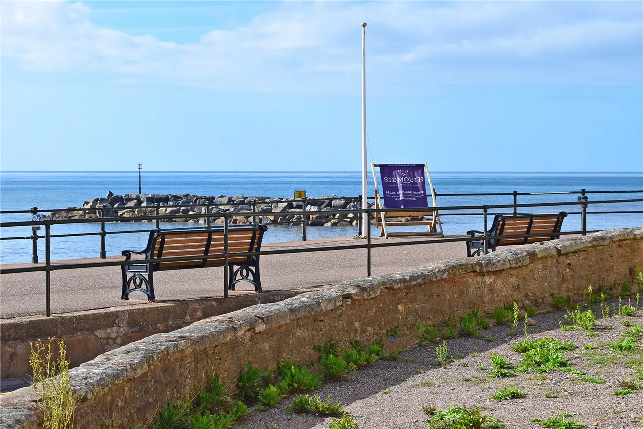 Peak Hill Road, Sidmouth, Devon, EX10 8RZ, photo 2
