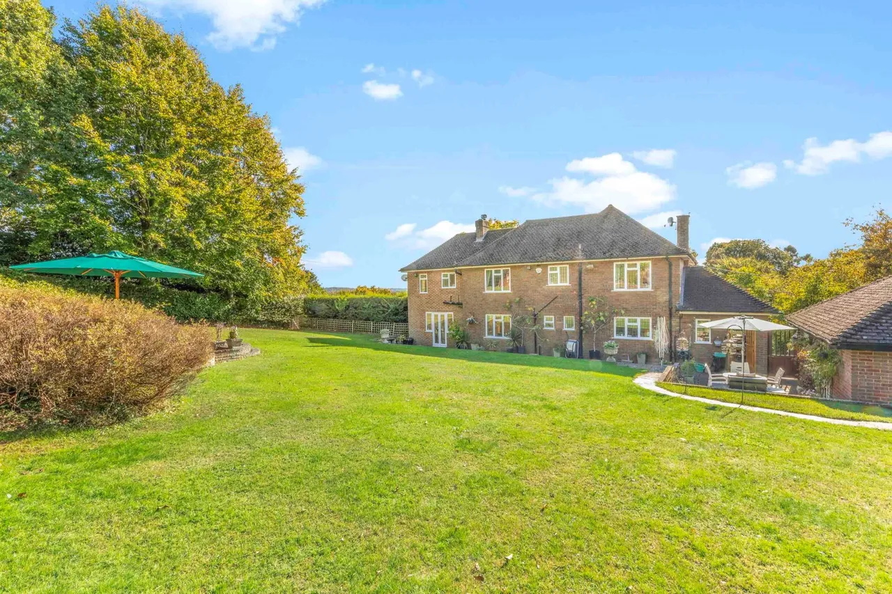 Bourne End, Buckinghamshire, photo 2