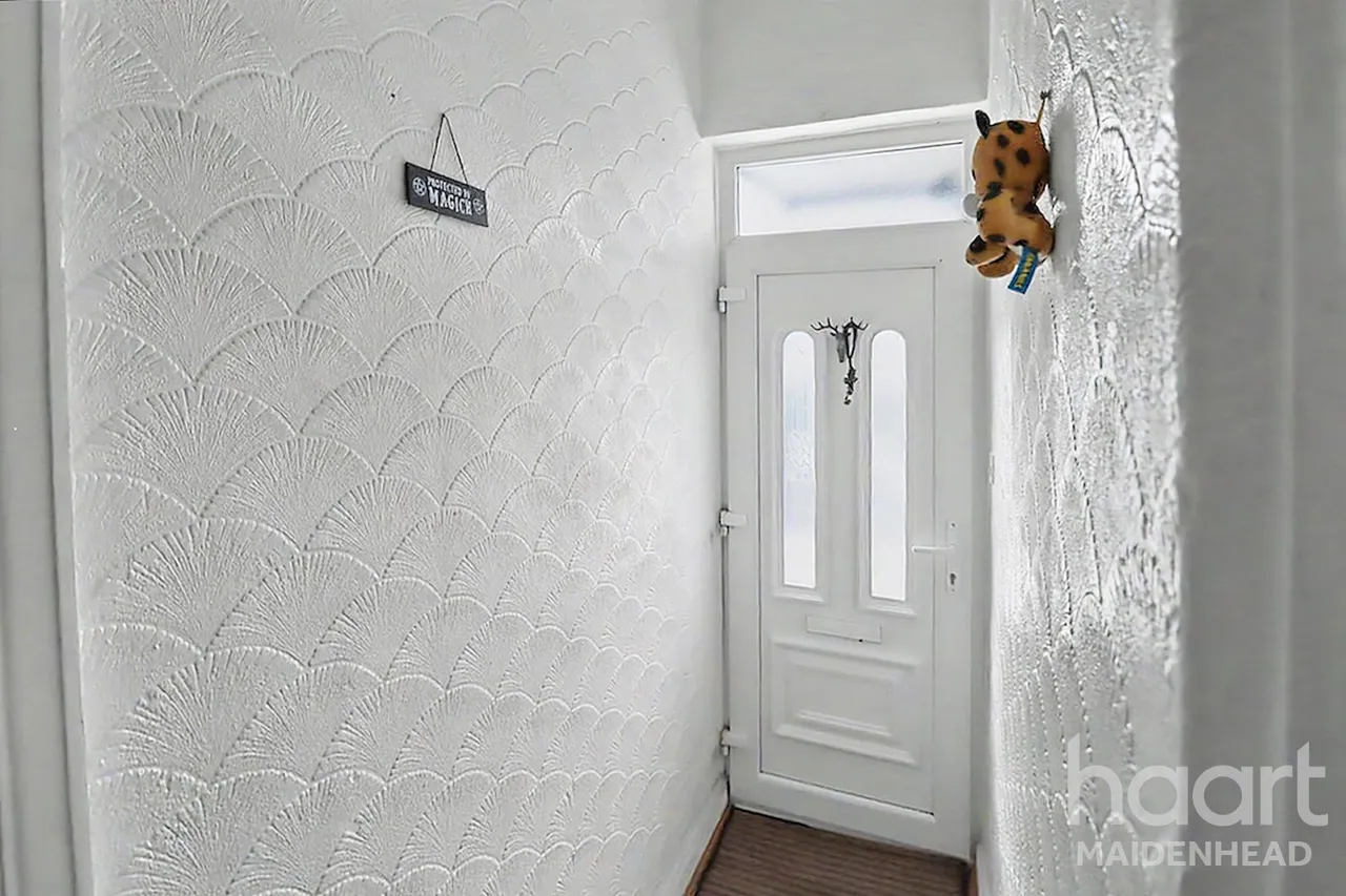 Northcroft, Slough, SL2, photo 12