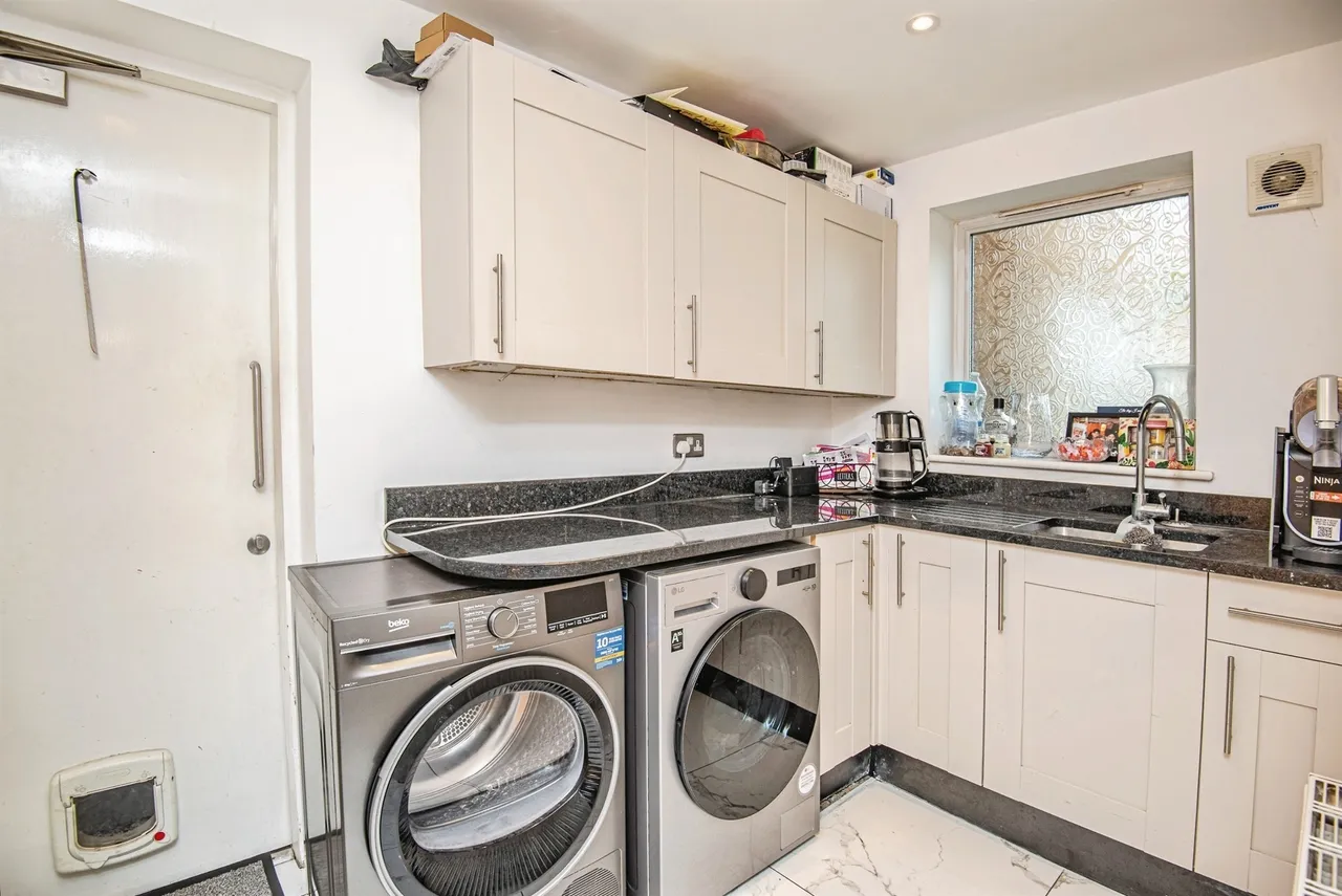 Whitton Close, Bessacarr, Doncaster, photo 9