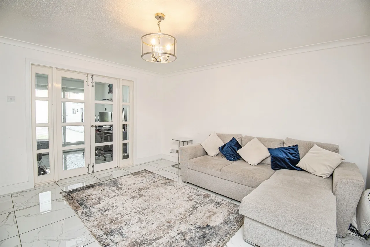 Whitton Close, Bessacarr, Doncaster, photo 6