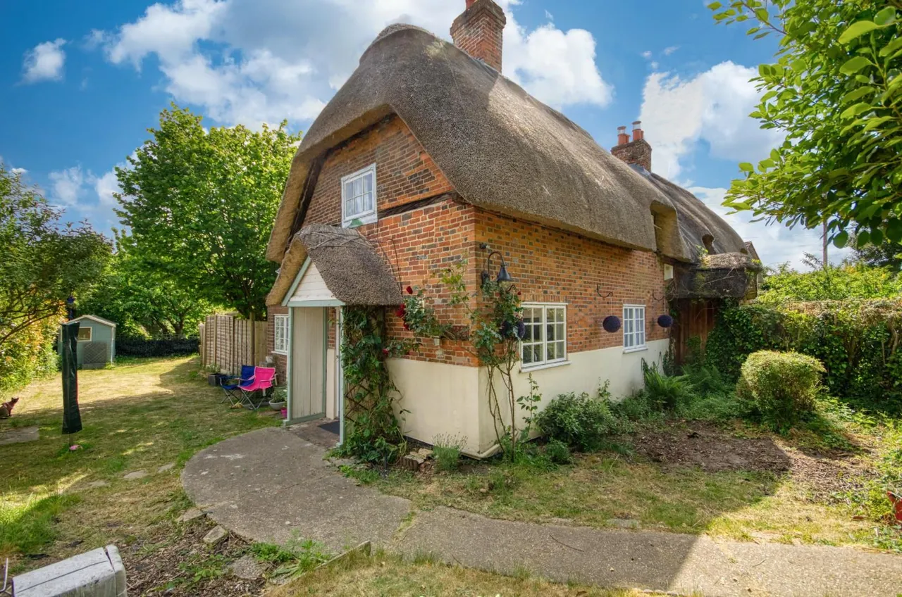 2 bed house for sale — Bassett Green Village, Bassett, Southampton, Hampshire, SO16 3ND