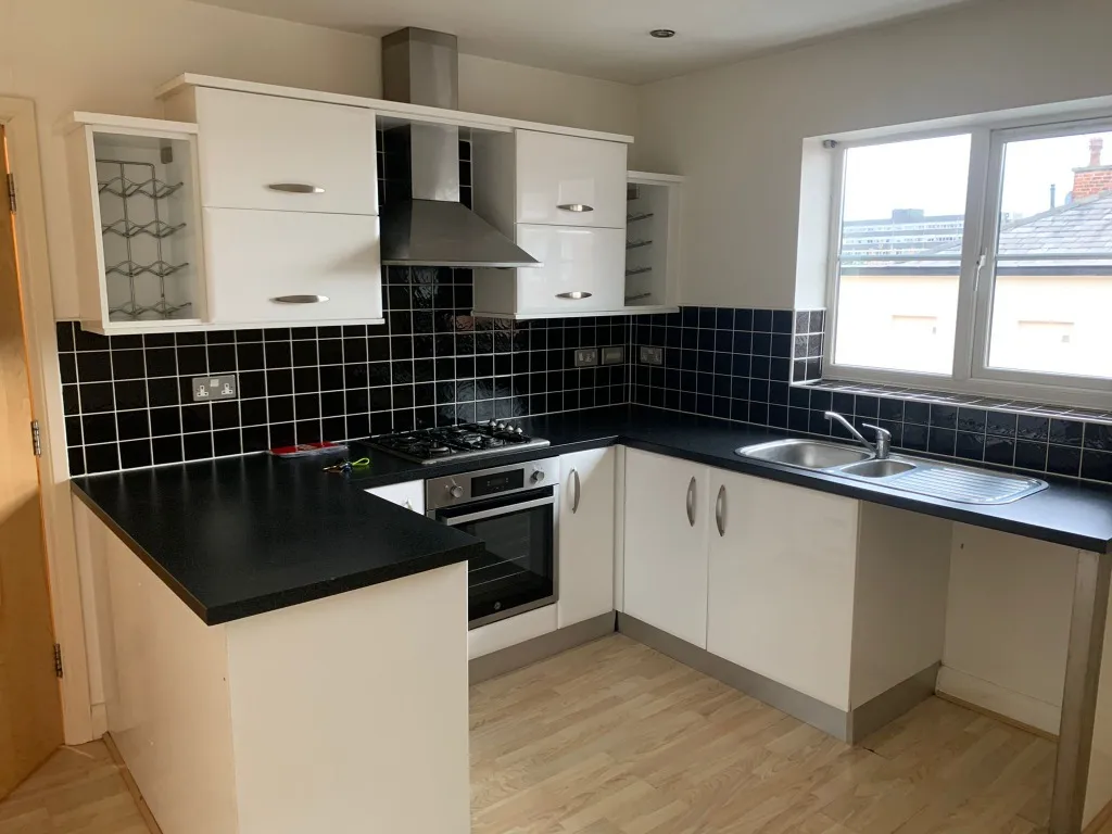 Mossley Road, Ashton-Under-Lyne, OL6, photo 5