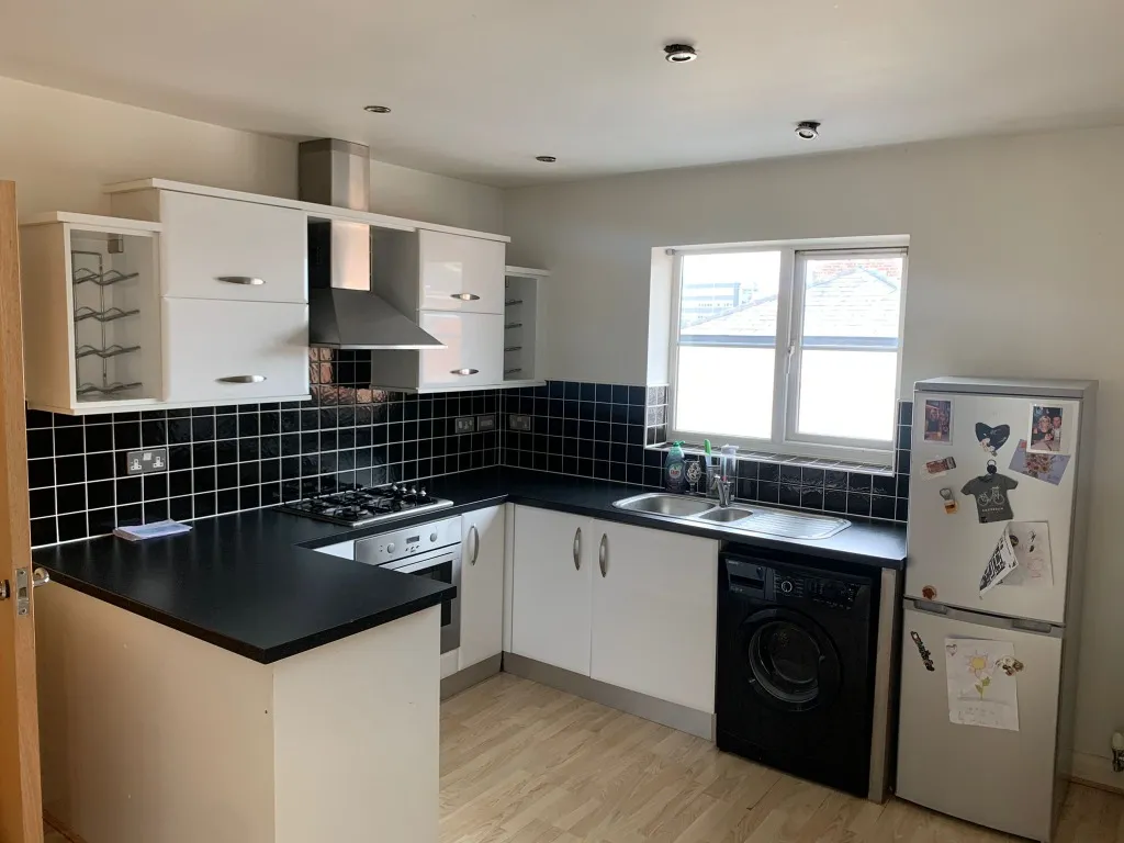 Mossley Road, Ashton-Under-Lyne, OL6, photo 2