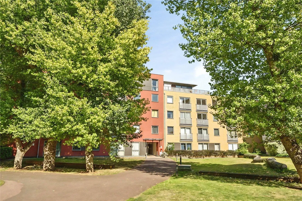 Deals Gateway, SE13, photo 14