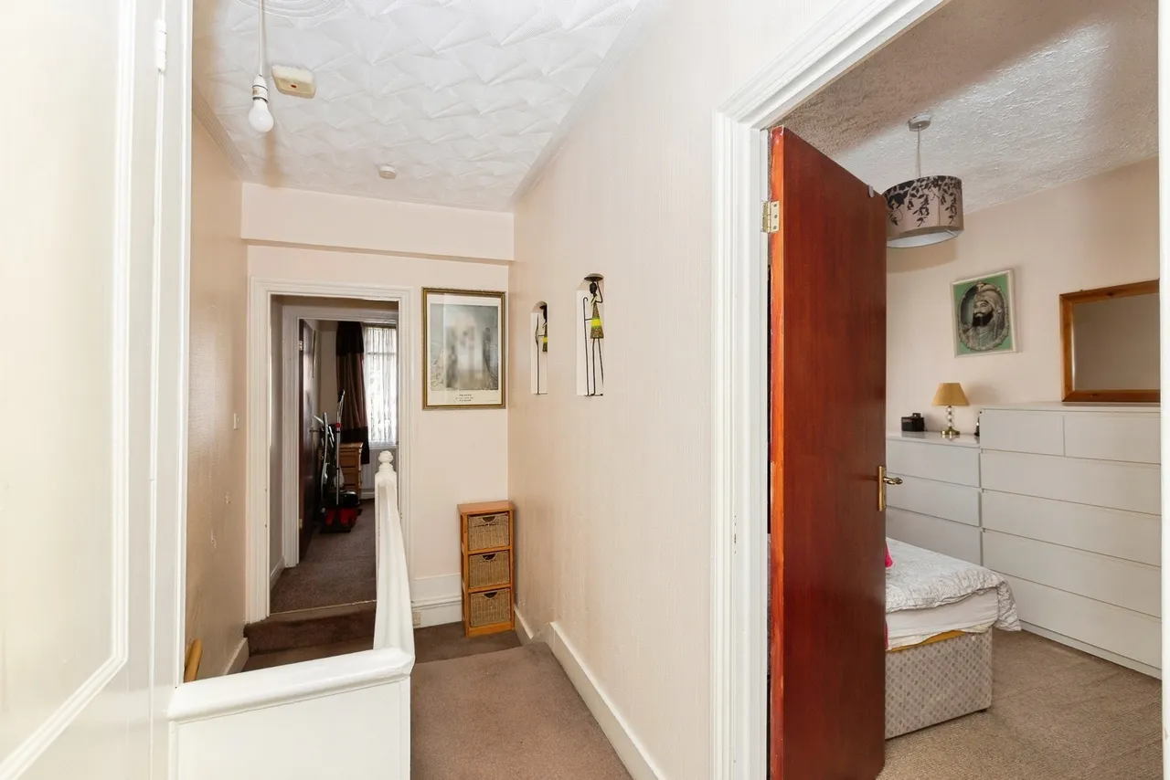 Cranborne Road, Barking, IG11, photo 8