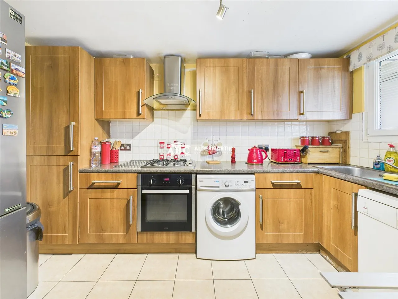 Belle Vue Estate, London, photo 11
