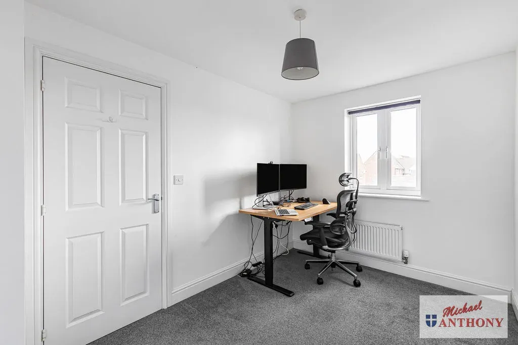 Selkirk Drive, Oakridge Park, Milton Keynes, Buckinghamshire, MK14 6FH, photo 10