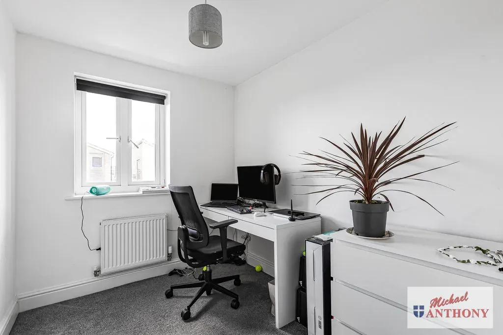 Selkirk Drive, Oakridge Park, Milton Keynes, Buckinghamshire, MK14 6FH, photo 12
