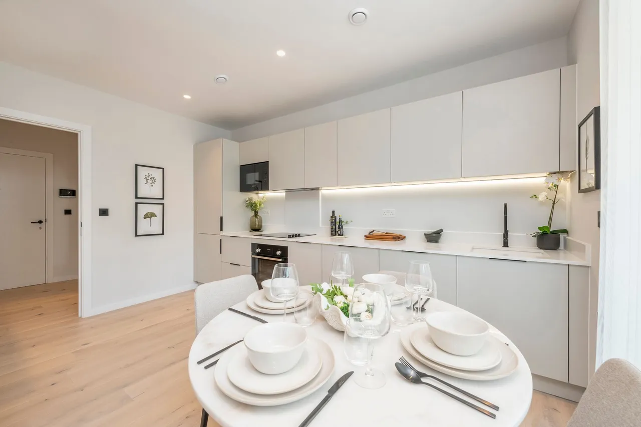 Coverdale Road, London, NW2, photo 9