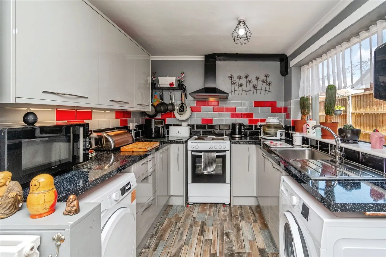 Poplar Road, Great Wyrley, Walsall, Staffordshire, WS6, photo 3