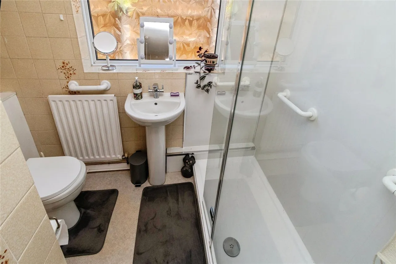 Poplar Road, Great Wyrley, Walsall, Staffordshire, WS6, photo 9