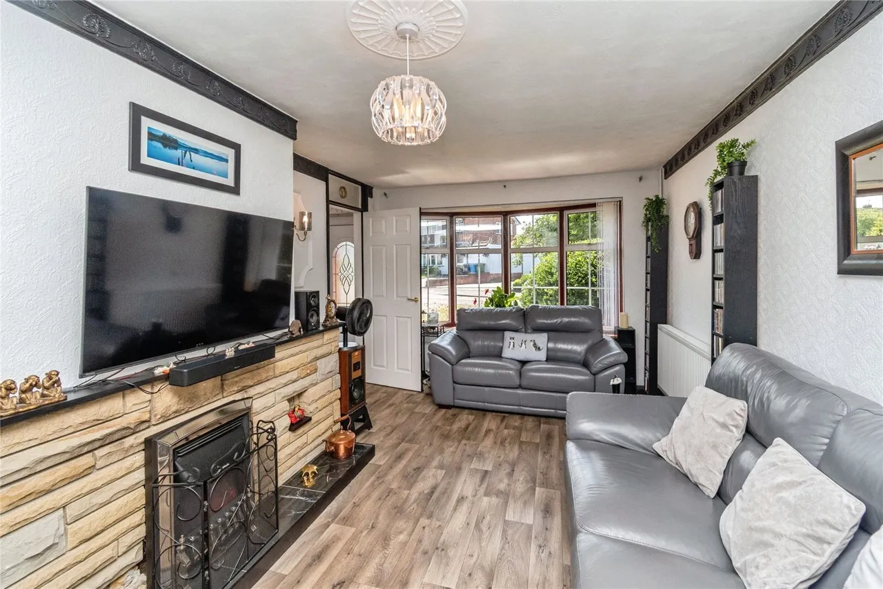 Poplar Road, Great Wyrley, Walsall, Staffordshire, WS6, photo 5