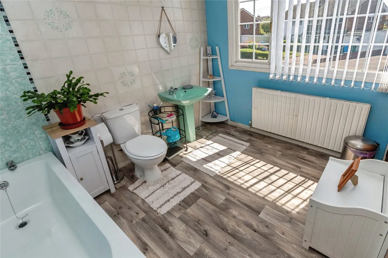 Poplar Road, Great Wyrley, Walsall, Staffordshire, WS6, photo 15