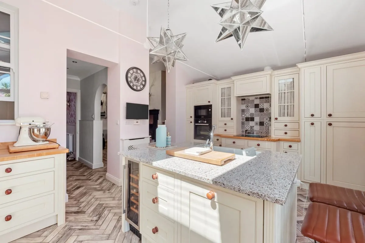 Grosvenor Road, Weymouth, DT4, photo 14