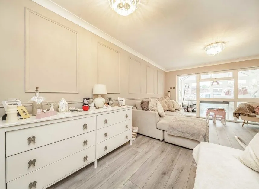 Ashdene Close, Ashford, TW15, photo 4
