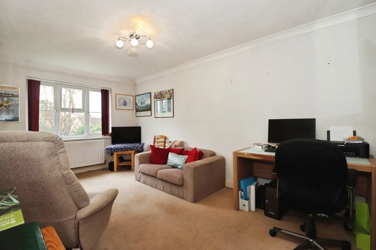 Shortwood Road, Pucklechurch, Bristol, BS16, photo 4