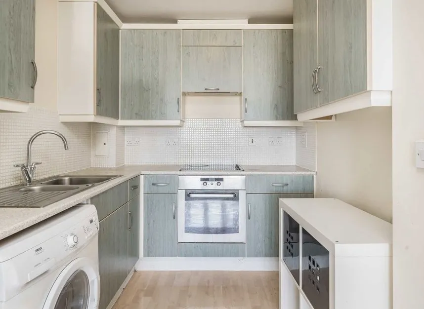 Victoria Road, Acton, W3, photo 3