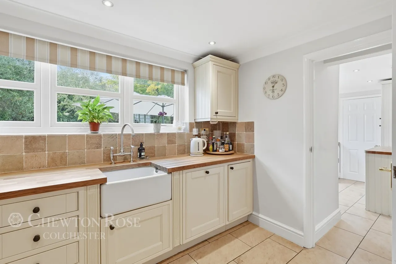 Fields Farm Road, Layer-de-la-Haye, photo 10