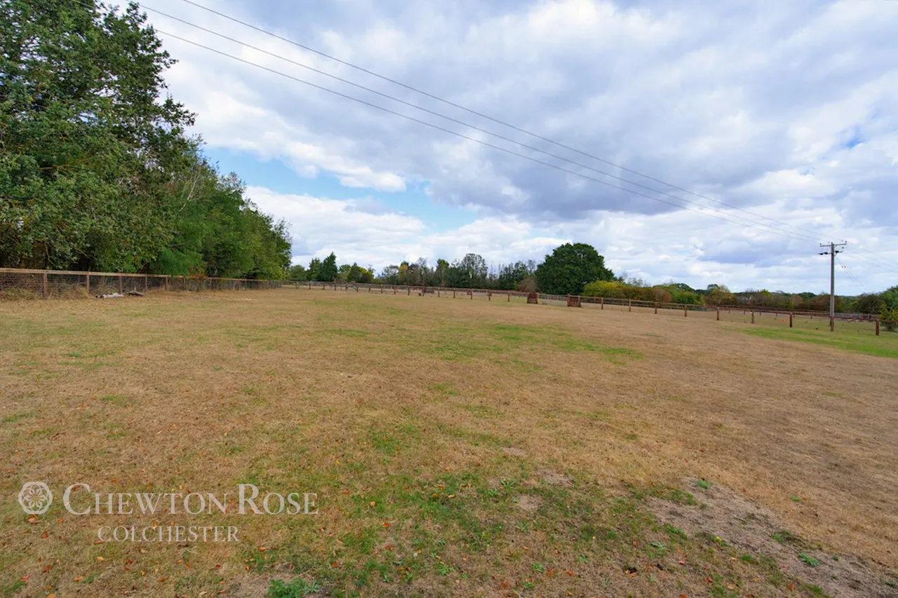 Fields Farm Road, Layer-de-la-Haye, photo 26