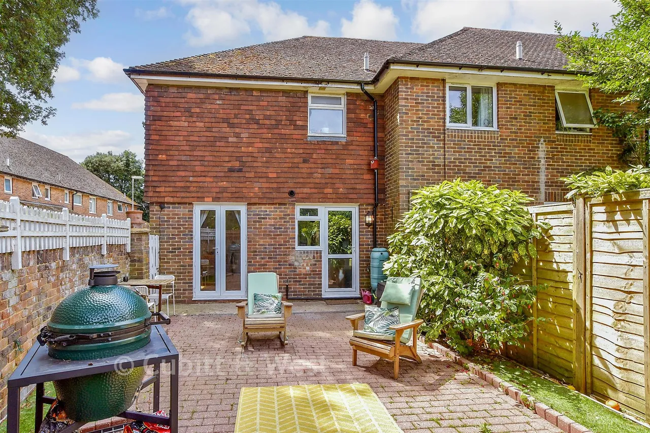 Springfield Gardens, Worthing, BN13, photo 14