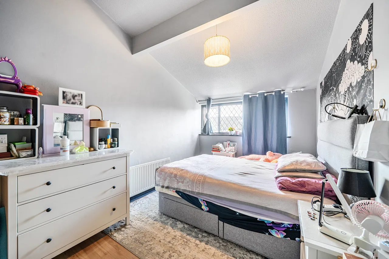 Brickett Close, Ruislip, HA4, photo 15